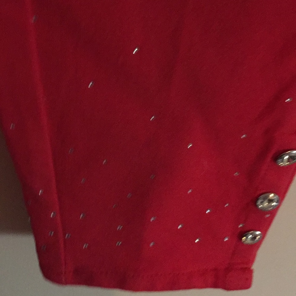 Red pants - Picture 3 of 3